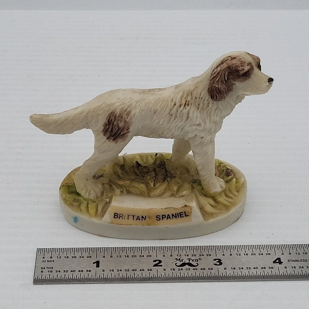 VINTAGE COLLECTIBLE BRITTANY SPANIEL DOG FIGURINE/LINT BRUSH‎ BY JASCO